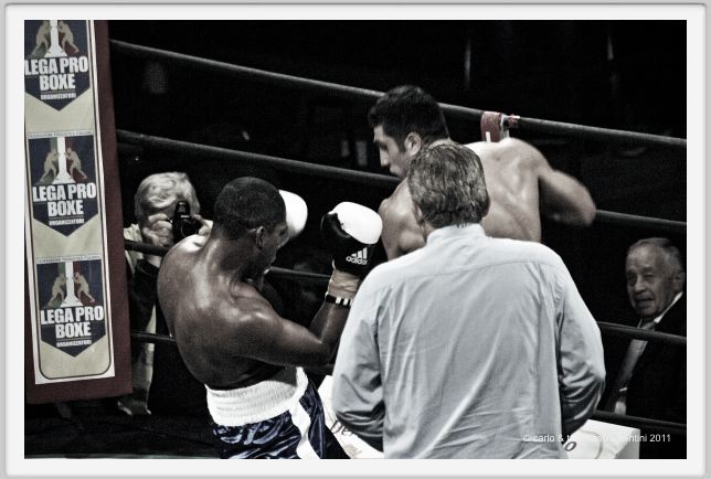 boxe1074